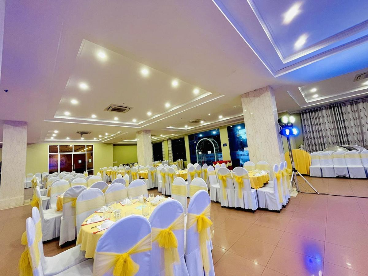 My Khe 2 Da Nang Seafront Hotel מראה חיצוני תמונה