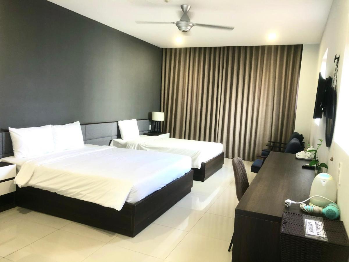 My Khe 2 Da Nang Seafront Hotel מראה חיצוני תמונה