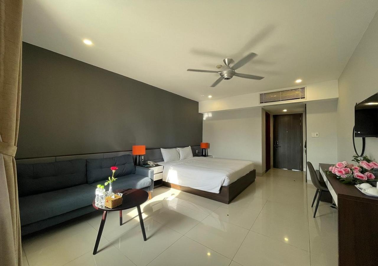 My Khe 2 Da Nang Seafront Hotel מראה חיצוני תמונה