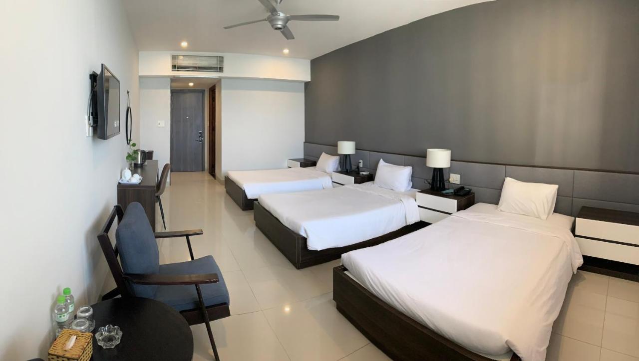 My Khe 2 Da Nang Seafront Hotel מראה חיצוני תמונה