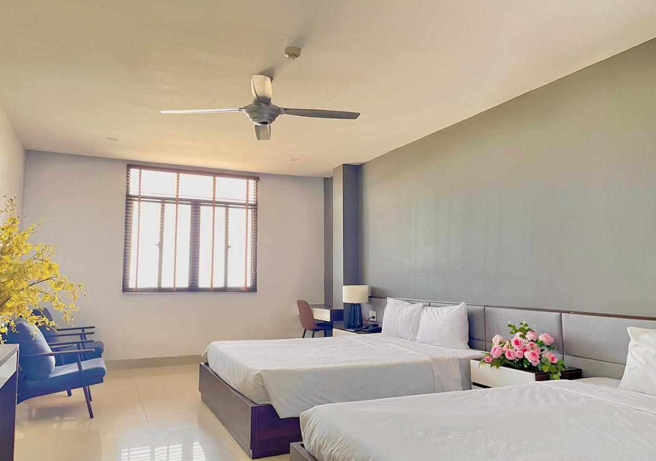 My Khe 2 Da Nang Seafront Hotel מראה חיצוני תמונה
